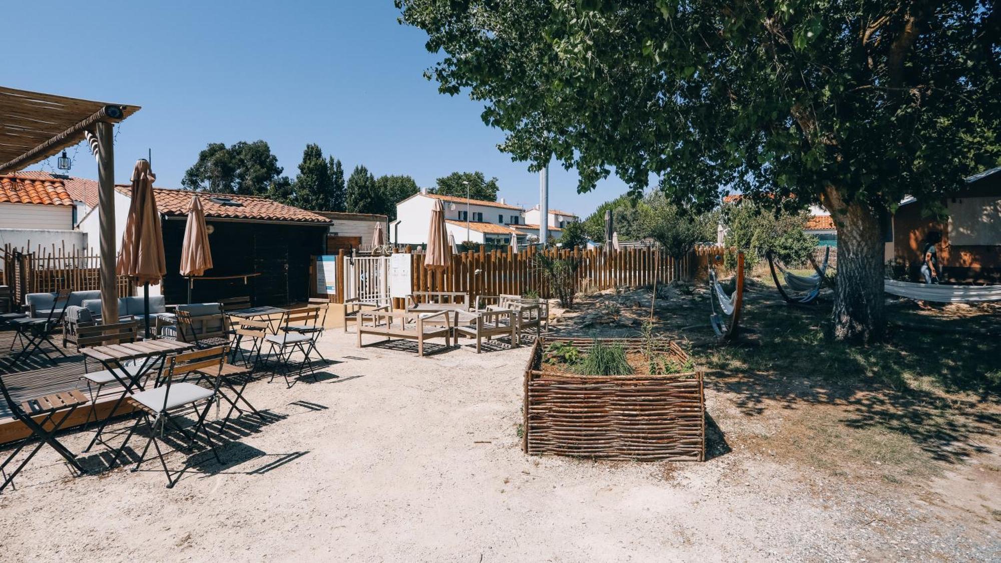 Camping La Pree Les Portes-en-Re ภายนอก รูปภาพ